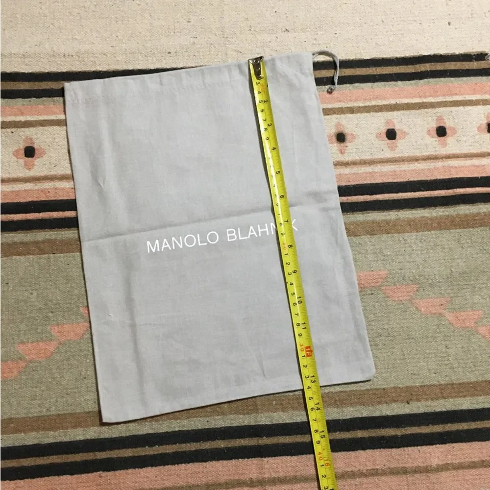 Manolo Blahnik manolo blahnik